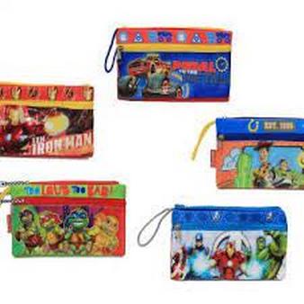 CARTUCHERA GRANDE DOBLE CIERRE CON MOTIVOS SURTIDOS PARA NIÑO